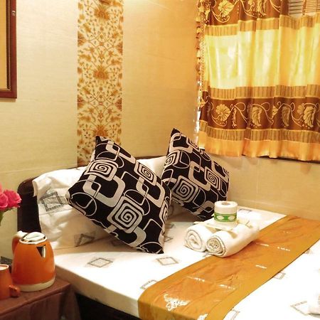 New Day Night Hostel Гонконг Екстер'єр фото