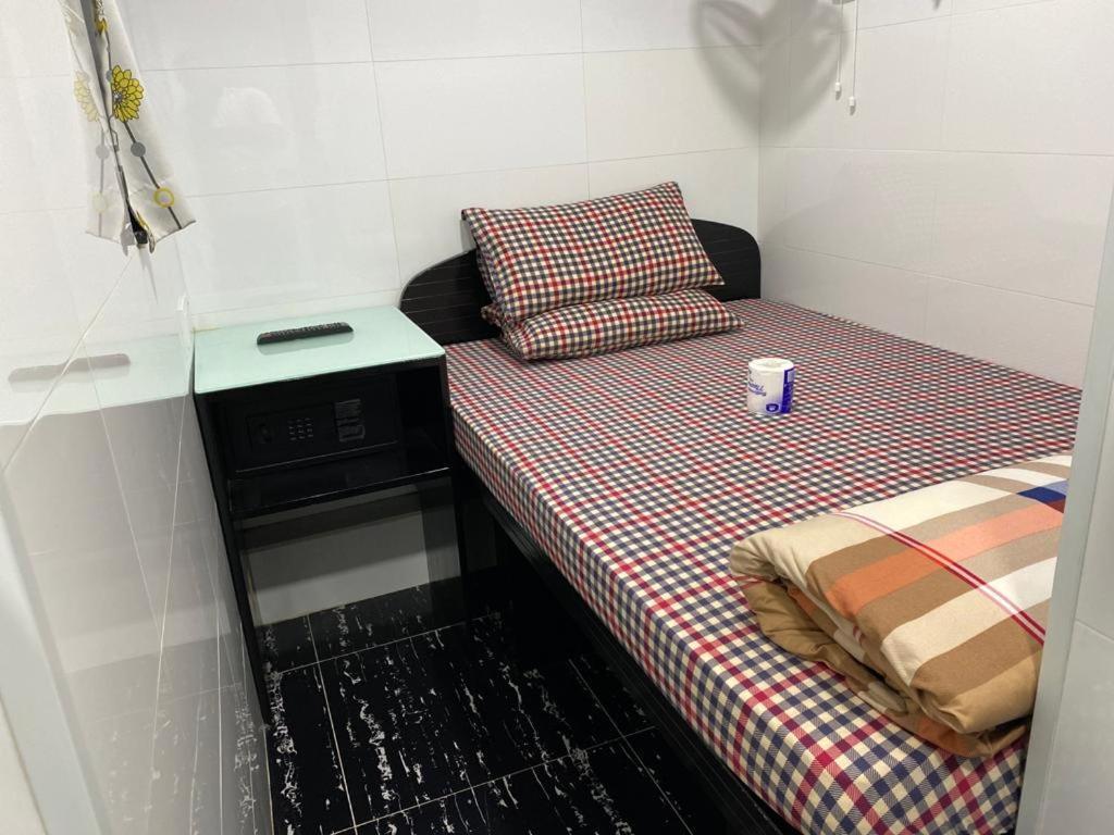 New Day Night Hostel Гонконг Екстер'єр фото