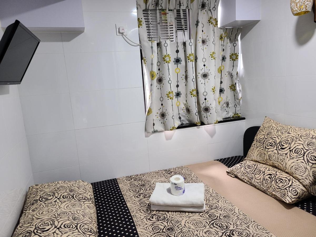 New Day Night Hostel Гонконг Екстер'єр фото