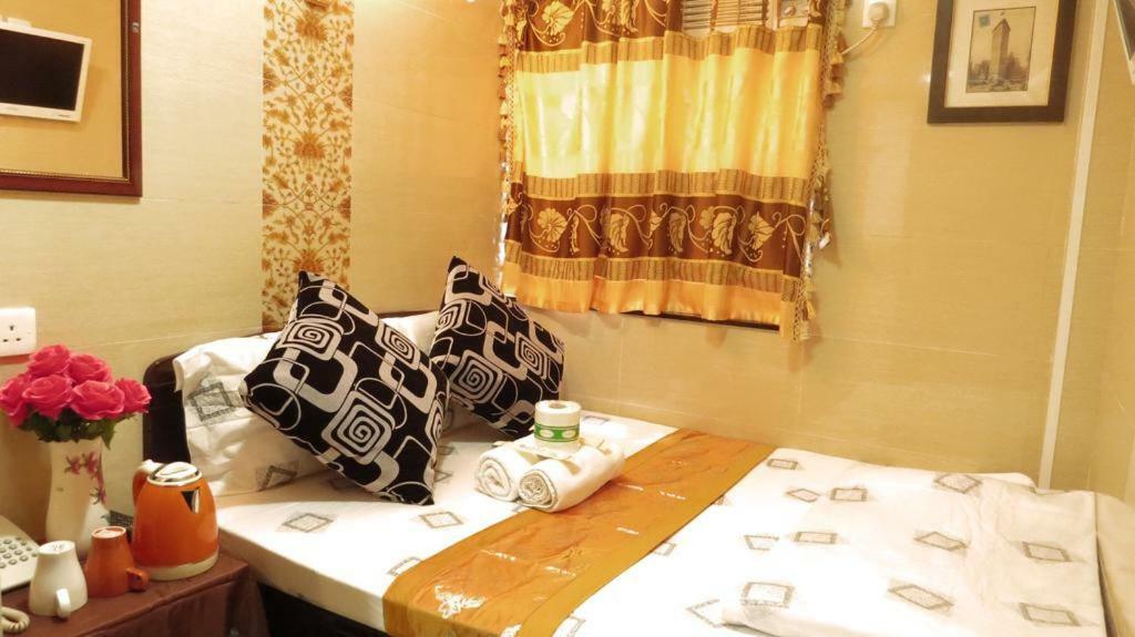 New Day Night Hostel Гонконг Екстер'єр фото